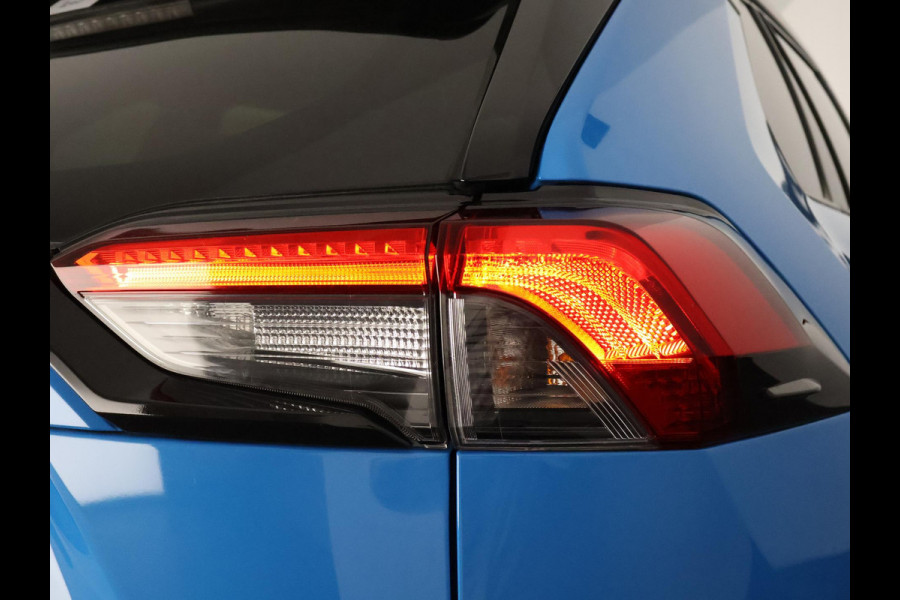 Toyota RAV4 2.5 HYBRID BI-TONE PACK AUTOMAAT TREKHAAK. ALARM.GARANTIE TOT 2030*