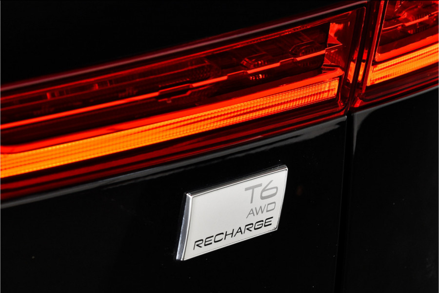 Volvo XC60 2.0 T6 Plug-in hybrid AWD Plus Dark | S/K-Panodak | Dig. Cockpit | Adapt. Cruise | Memory Stoelen | Elek. Klep | Stoel-+stuurverw. | 360 Camera | Harman/Kardon | NAV+App. Connect | LM 19" | 9452