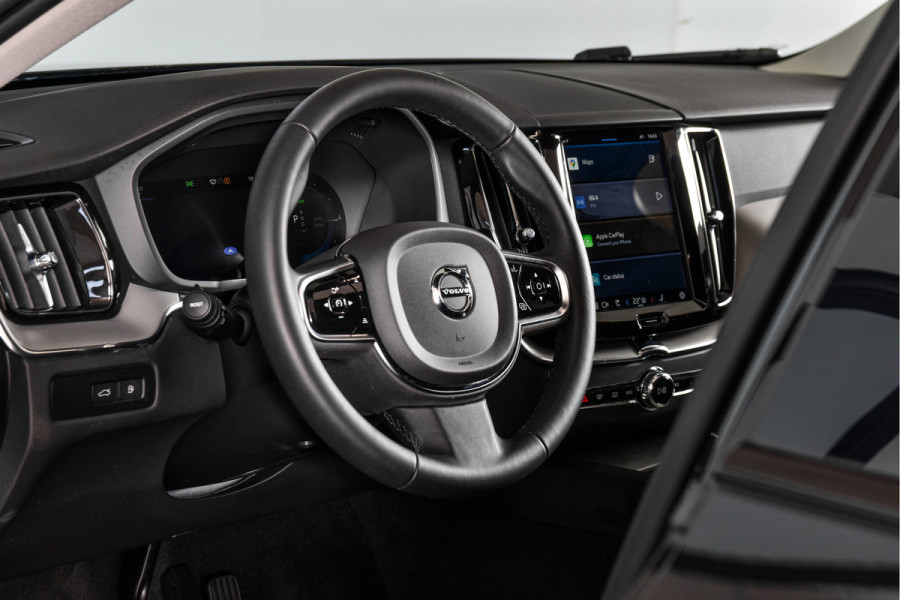 Volvo XC60 2.0 T6 Plug-in hybrid AWD Plus Dark | S/K-Panodak | Dig. Cockpit | Adapt. Cruise | Memory Stoelen | Elek. Klep | Stoel-+stuurverw. | 360 Camera | Harman/Kardon | NAV+App. Connect | LM 19" | 9452