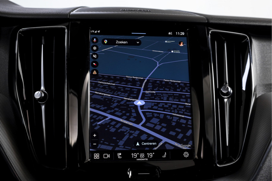 Volvo XC60 2.0 T6 Plug-in hybrid AWD Plus Dark | S/K-Panodak | Dig. Cockpit | Adapt. Cruise | Memory Stoelen | Elek. Klep | Stoel-+stuurverw. | 360 Camera | Harman/Kardon | NAV+App. Connect | LM 19" | 9452