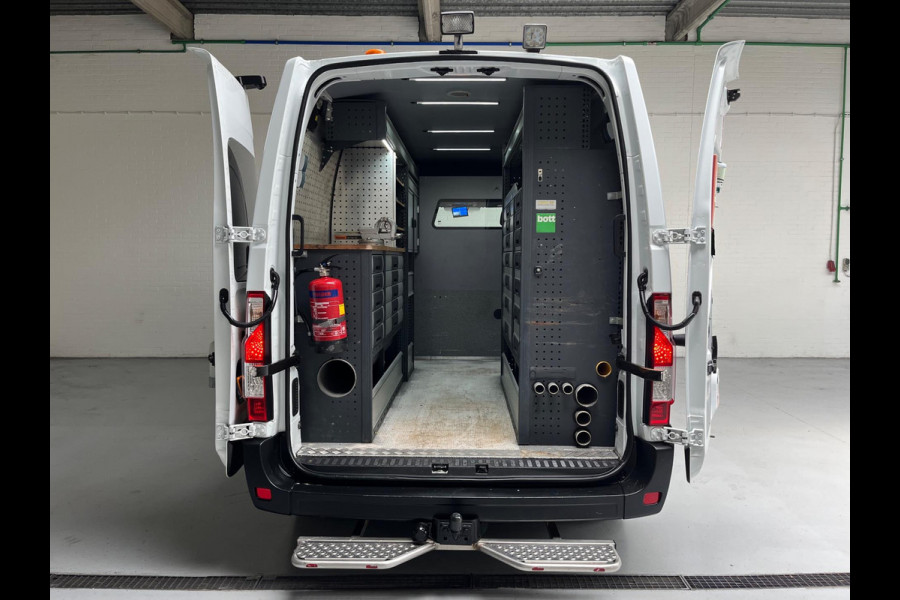 Renault Master Servicewagen T35 2.3 dCi 145pk euro6 L2H2 BOTT Inrichting, Victron omvormer, Standkachel, Trekhaak, RIJKLAARPRIJS!