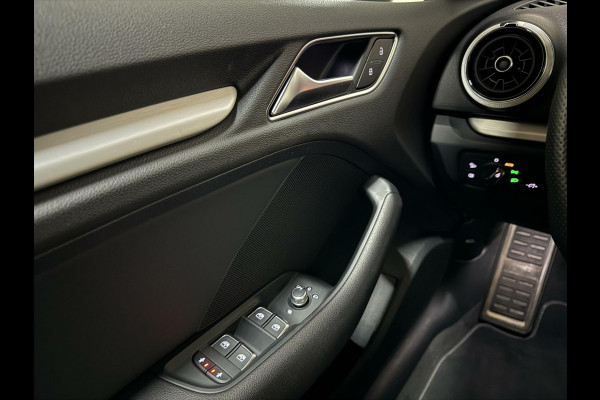 Audi A3 Sportback 35 TFSI Black Edition S-Line Virtual NAP