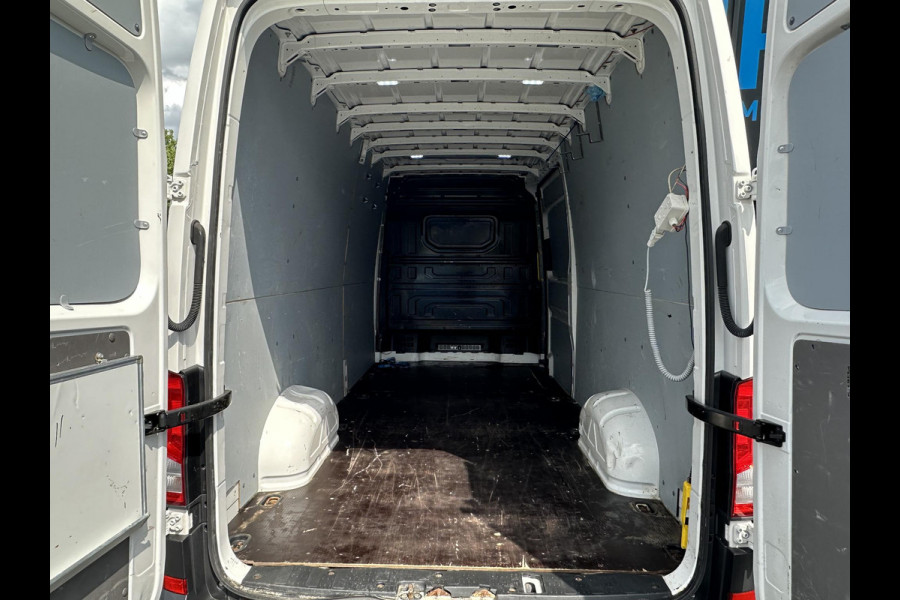 Volkswagen Crafter 35 2.0 TDI L4H3 Comfortline*A/C*CRUISE*HAAK*