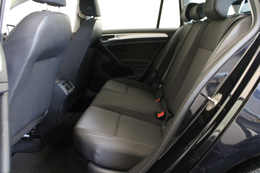 Volkswagen GOLF Variant 1.0 TSI Trendline |Navi|Carplay| *Pinksteren Geopend*
