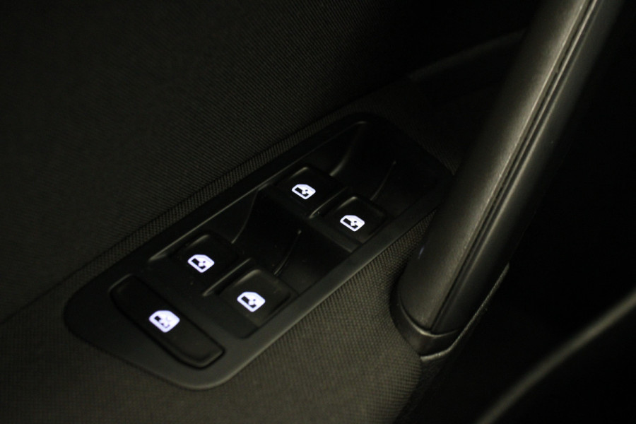 Volkswagen GOLF Variant 1.0 TSI Trendline |Navi|Carplay| *Pinksteren Geopend*