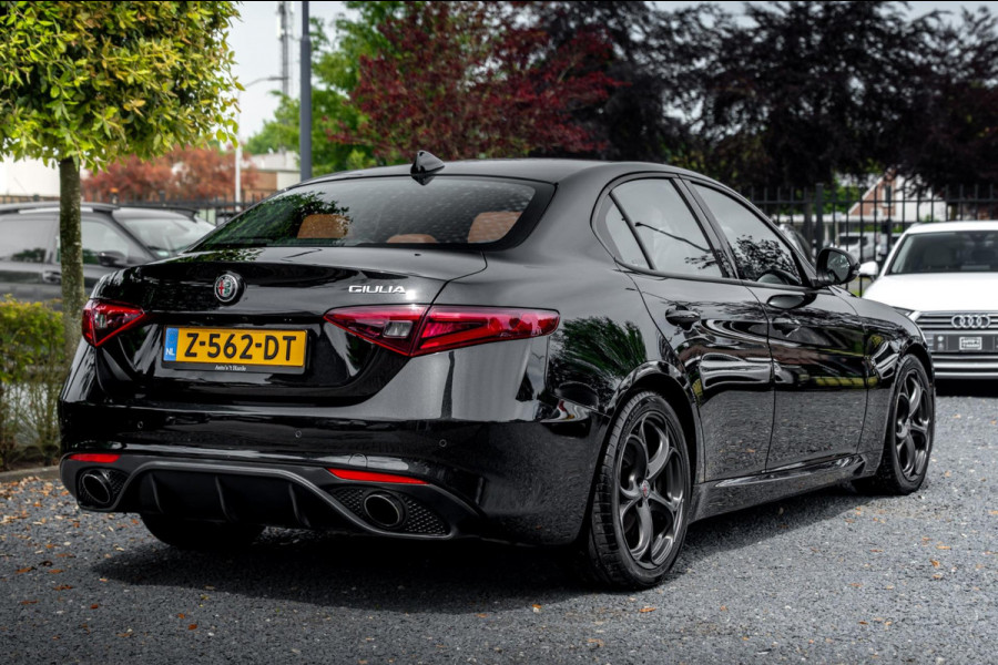 Alfa Romeo Giulia 2.0T Super 200 Pk Aut. Camera Keyless Xenon 18''