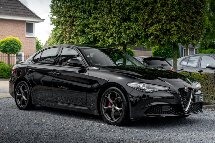Alfa Romeo Giulia 2.0T Super 200 Pk Aut. Camera Keyless Xenon 18''