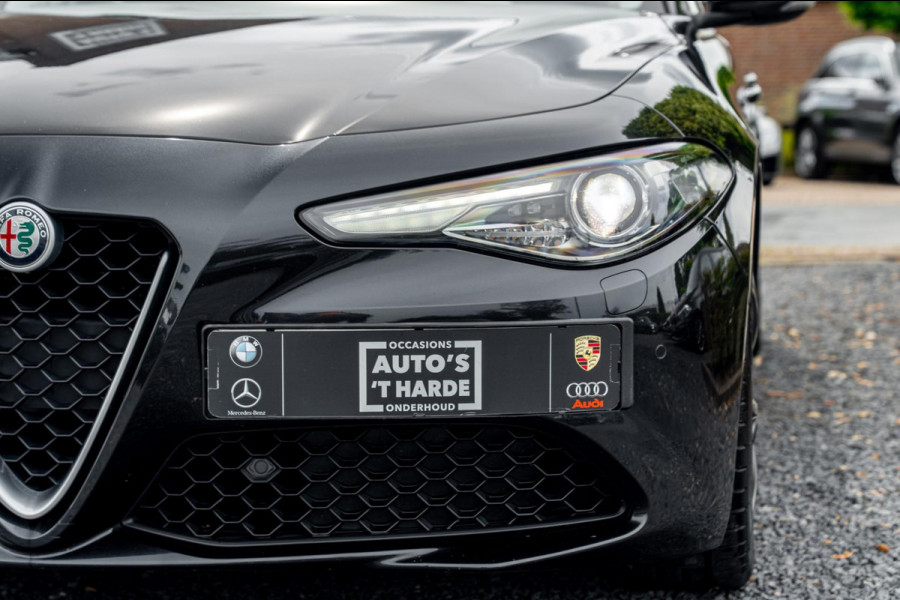 Alfa Romeo Giulia 2.0T Super 200 Pk Aut. Camera Keyless Xenon 18''