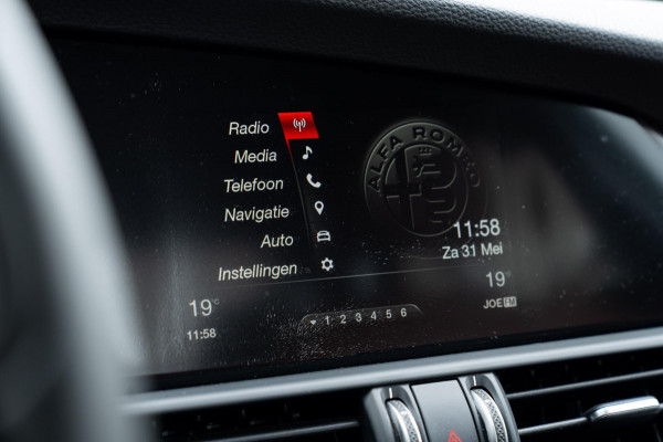 Alfa Romeo Giulia 2.0T Super 200 Pk Aut. Camera Keyless Xenon 18''