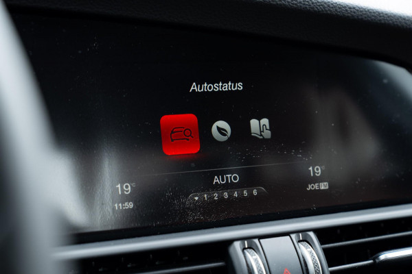 Alfa Romeo Giulia 2.0T Super 200 Pk Aut. Camera Keyless Xenon 18''