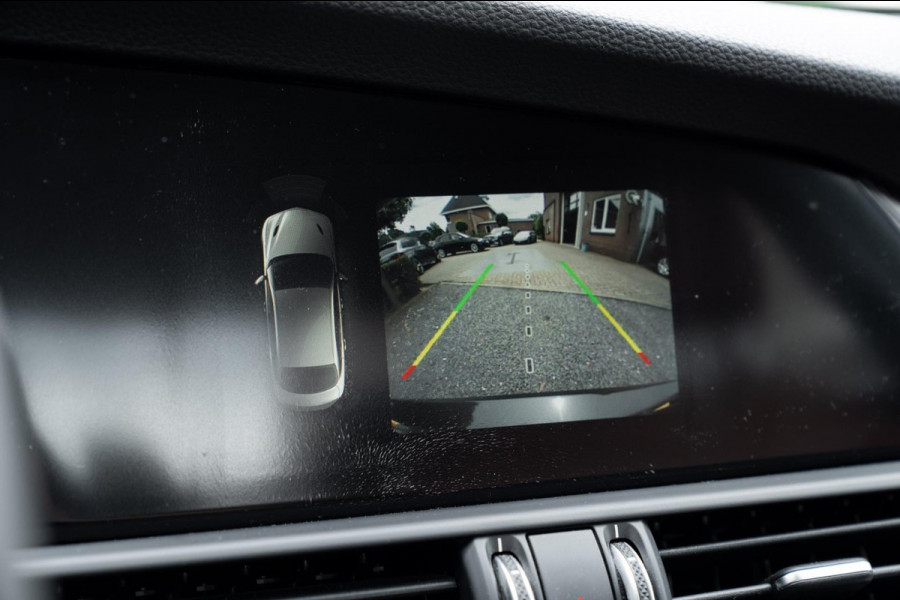 Alfa Romeo Giulia 2.0T Super 200 Pk Aut. Camera Keyless Xenon 18''
