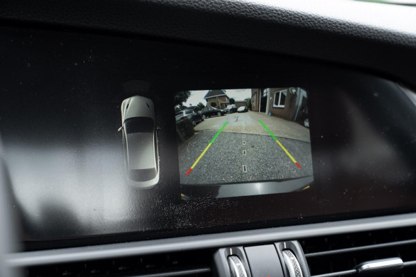 Alfa Romeo Giulia 2.0T Super 200 Pk Aut. Camera Keyless Xenon 18''