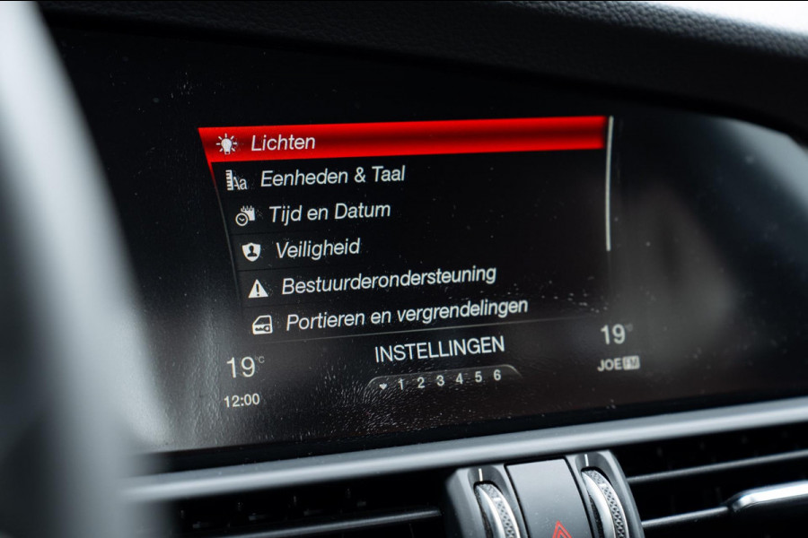 Alfa Romeo Giulia 2.0T Super 200 Pk Aut. Camera Keyless Xenon 18''