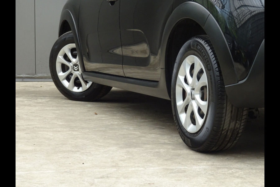 Citroën C3 1.2 PureTech S&S Shine * 110 PK * CARPLAY * STOELVERW. !!