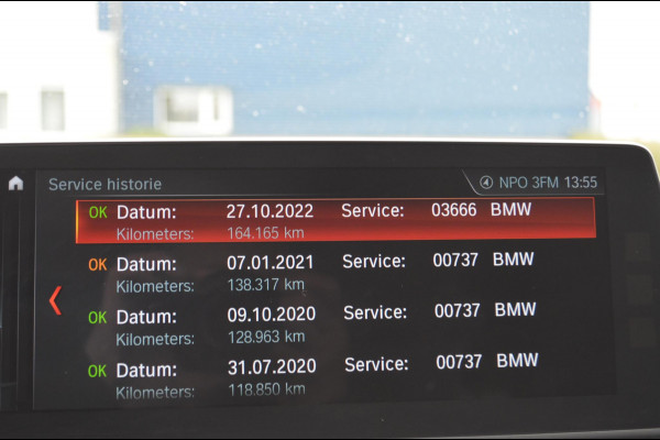 BMW 5 Serie 540i xDrive Touring 340 pk M-sport / 21" / Blackline