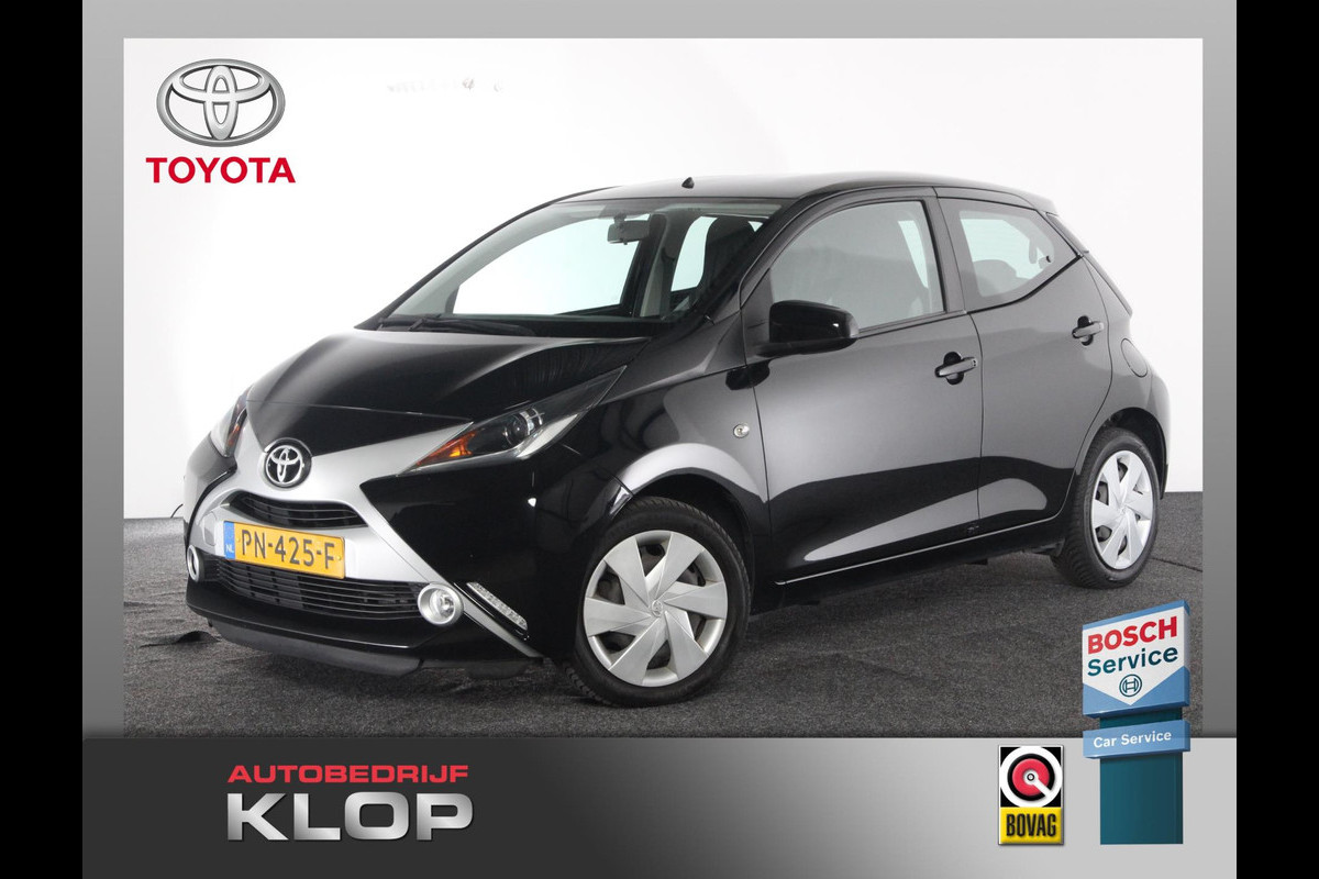 Toyota Aygo 1.0 VVT-i x-play Toyota Aygo 1.0 VVT-i x-play