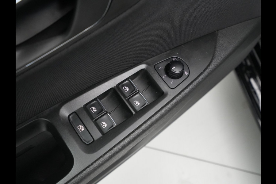 Seat León ST 1.5 TSI 150pk DSG FR Business Intense Panorama Stoelverwarming Led Navigatie Pdc 318