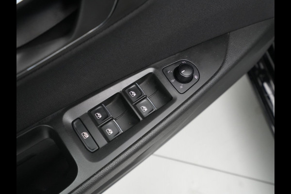 Seat León ST 1.5 TSI 150pk DSG FR Business Intense Panorama Stoelverwarming Led Navigatie Pdc 318