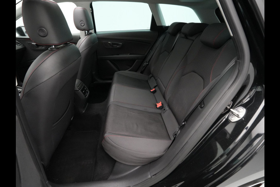Seat León ST 1.5 TSI 150pk DSG FR Business Intense Panorama Stoelverwarming Led Navigatie Pdc 318