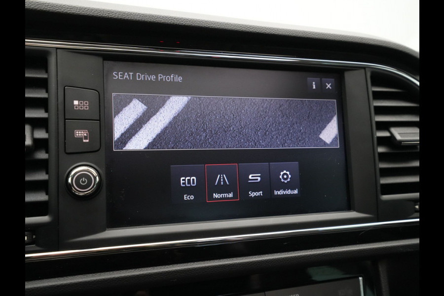Seat León ST 1.5 TSI 150pk DSG FR Business Intense Panorama Stoelverwarming Led Navigatie Pdc 318