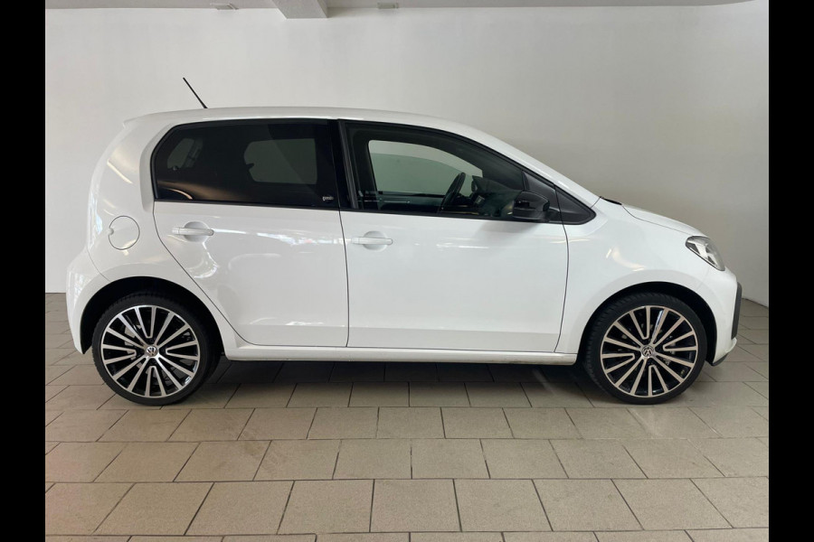 Volkswagen up! 1.0 TSI Sound Up! 90PK AIRCO CLIMA NAVI VIA APP STOELVERW MULTI STUUR POLYGON VELG PDC REGENSENSOR NIEUWSTAAT