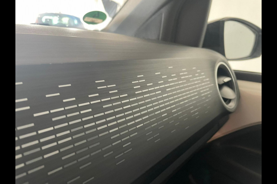 Volkswagen up! 1.0 TSI Sound Up! 90PK AIRCO CLIMA NAVI VIA APP STOELVERW MULTI STUUR POLYGON VELG PDC REGENSENSOR NIEUWSTAAT