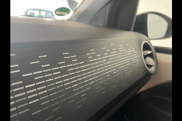 Volkswagen up! 1.0 TSI Sound Up! 90PK AIRCO CLIMA NAVI VIA APP STOELVERW MULTI STUUR POLYGON VELG PDC REGENSENSOR NIEUWSTAAT