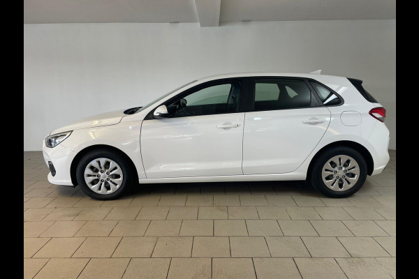 Hyundai i30 1.4 T-GDI Comfort AIRCO NAVI CRUISE BLUETOOTH STOELVERW ELEK RAMEN CENT VERG PDC 5DRS NIEUWSTAAT