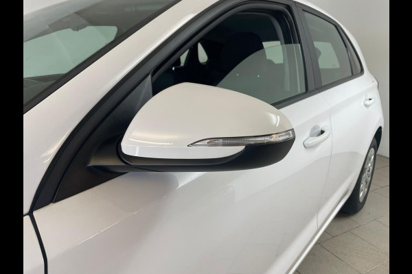 Hyundai i30 1.4 T-GDI Comfort AIRCO NAVI CRUISE BLUETOOTH STOELVERW ELEK RAMEN CENT VERG PDC 5DRS NIEUWSTAAT