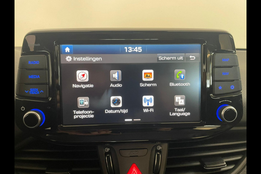 Hyundai i30 1.4 T-GDI Comfort AIRCO NAVI CRUISE BLUETOOTH STOELVERW ELEK RAMEN CENT VERG PDC 5DRS NIEUWSTAAT