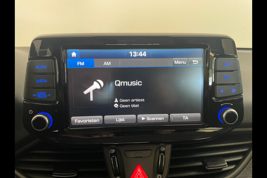 Hyundai i30 1.4 T-GDI Comfort AIRCO NAVI CRUISE BLUETOOTH STOELVERW ELEK RAMEN CENT VERG PDC 5DRS NIEUWSTAAT