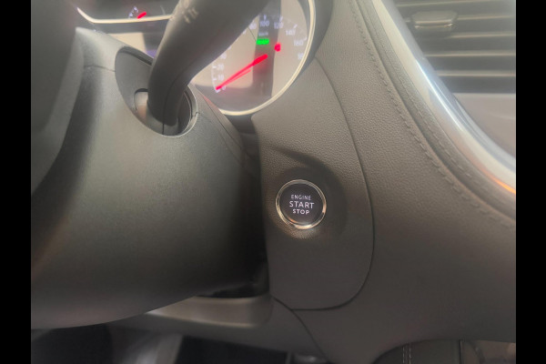 Opel Grandland X 1.6 Turbo Hybrid 300pk 4x4 360° | Keyless | Luxe Leder | Verw. Stoelen