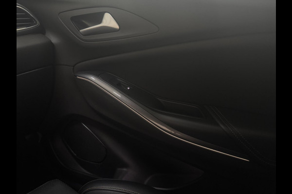 Opel Grandland X 1.6 Turbo Hybrid 300pk 4x4 360° | Keyless | Luxe Leder | Verw. Stoelen