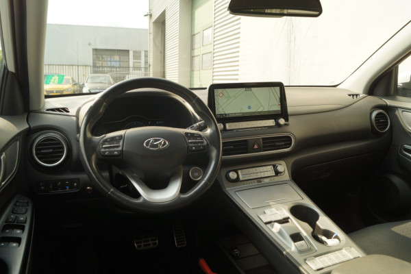Hyundai Kona EV Premium 64kWh -LEER-ECC-S.DAK-TREKHAAK-