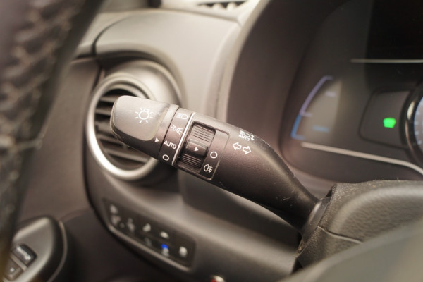 Hyundai Kona EV Premium 64kWh -LEER-ECC-S.DAK-TREKHAAK-