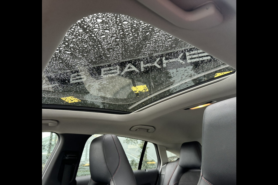 Mercedes-Benz CLA-Klasse Shooting Brake 180 Business Solution AMG ** Panodak ** Navigatie ** Stoelverwarming