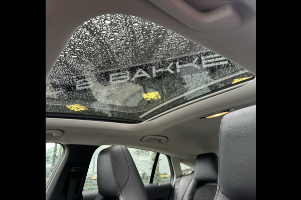 Mercedes-Benz CLA-Klasse Shooting Brake 180 Business Solution AMG ** Panodak ** Navigatie ** Stoelverwarming