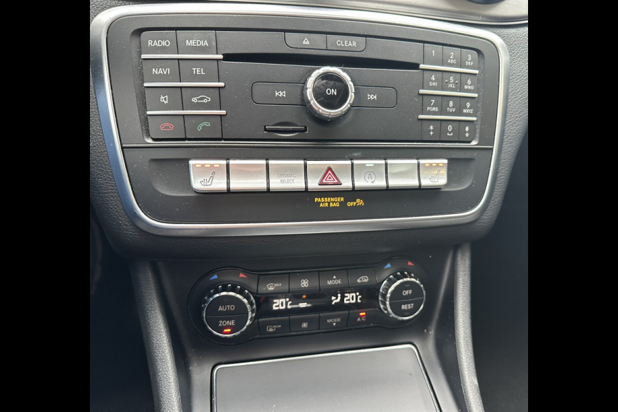 Mercedes-Benz CLA-Klasse Shooting Brake 180 Business Solution AMG ** Panodak ** Navigatie ** Stoelverwarming