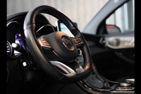 Mercedes-Benz GLC Coupé 300 4MATIC AMG 63 Look / Lane Assist / Leder / F1 / Sfeerverlichting / Camera / Led / Pdc / 20 Inch