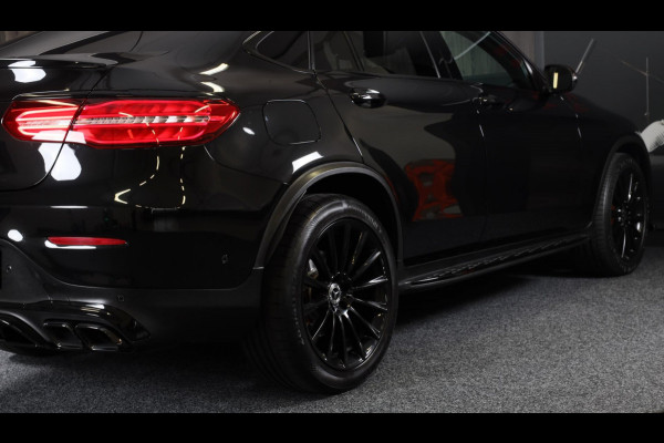 Mercedes-Benz GLC Coupé 300 4MATIC AMG 63 Look / Lane Assist / Leder / F1 / Sfeerverlichting / Camera / Led / Pdc / 20 Inch