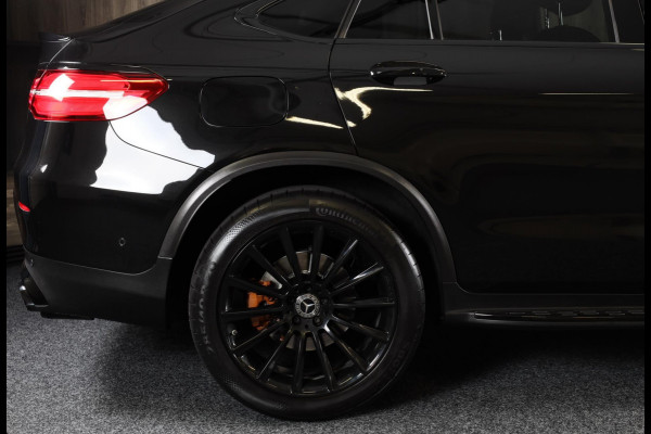 Mercedes-Benz GLC Coupé 300 4MATIC AMG 63 Look / Lane Assist / Leder / F1 / Sfeerverlichting / Camera / Led / Pdc / 20 Inch