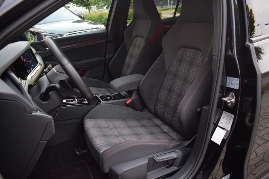 Volkswagen Golf GTI 2.0 TSI 245pk DSG | Pano | Camera | H&K | 19"