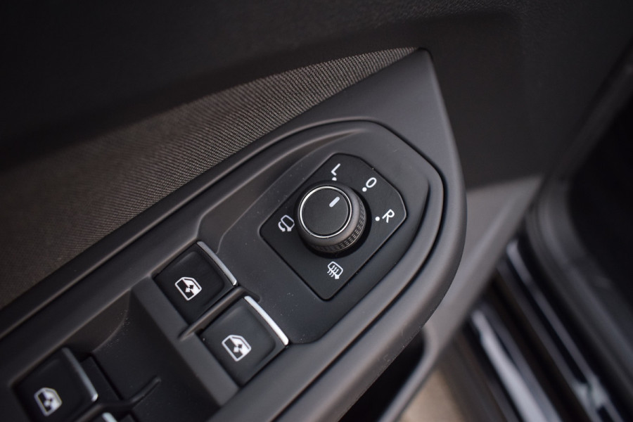 Volkswagen Golf GTI 2.0 TSI 245pk DSG | Pano | Camera | H&K | 19"