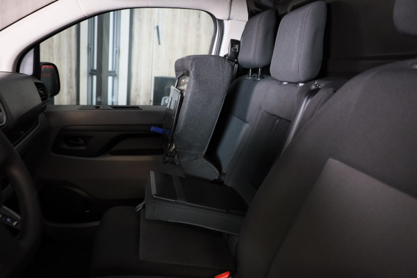 Fiat E-Scudo L2H1 75 kWh / Snellader / Airco / Navi / Camera / 3 Zits / Cruise Control / Schuifdeur / Elek Pakket / Pdc