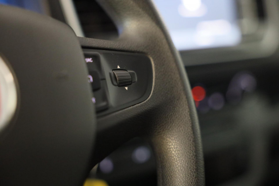 Fiat E-Scudo L2H1 75 kWh / Snellader / Airco / Navi / Camera / 3 Zits / Cruise Control / Schuifdeur / Elek Pakket / Pdc