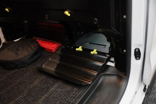 Fiat E-Scudo L2H1 75 kWh / Snellader / Airco / Navi / Camera / 3 Zits / Cruise Control / Schuifdeur / Elek Pakket / Pdc