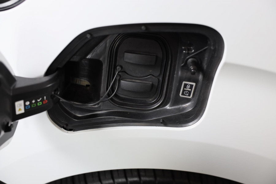 Fiat E-Scudo L2H1 75 kWh / Snellader / Airco / Navi / Camera / 3 Zits / Cruise Control / Schuifdeur / Elek Pakket / Pdc