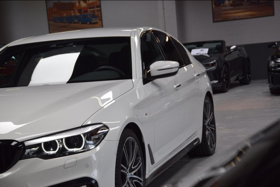 BMW 5 Serie 540i High Executive M-Pakket 6-Cill|Navi|Leder|340pk!!|