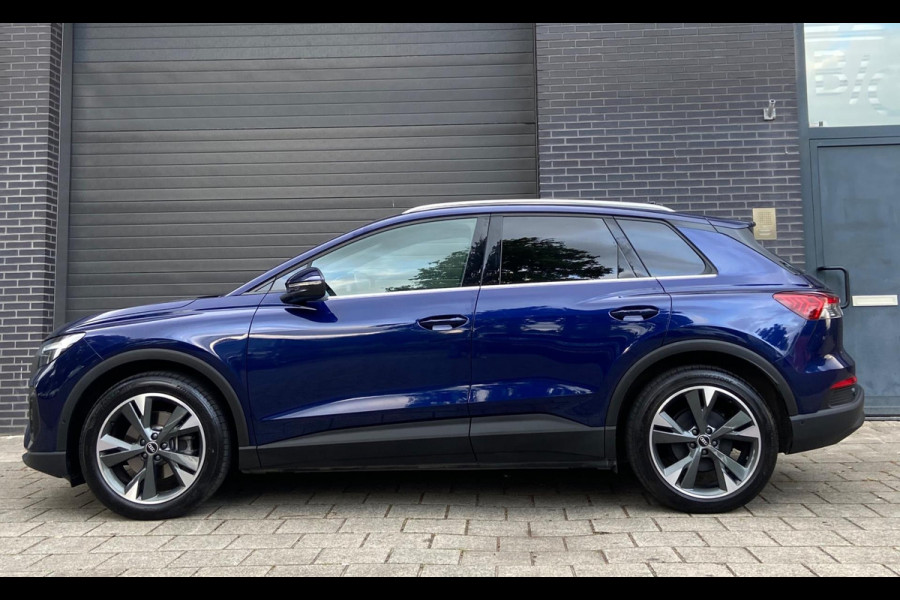 Audi Q4 e-tron 35 NIEUWSTAAT! 9900KM/NAV/CRUISE/CAMERA/VIRTUAL