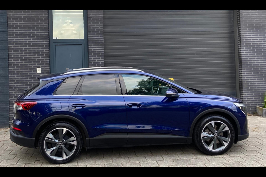 Audi Q4 e-tron 35 NIEUWSTAAT! 9900KM/NAV/CRUISE/CAMERA/VIRTUAL